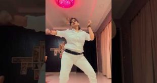 #oldbollywoodsongs #trending #youtubeshorts #viral #youtube #follow